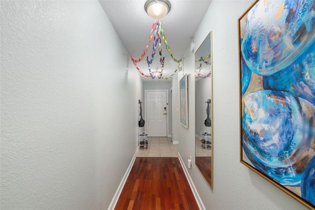 835 SW 9TH STREET 209, Gainesville, FL 32601