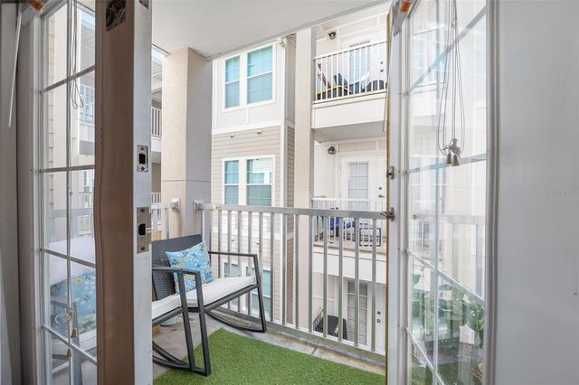 835 SW 9TH STREET 209, Gainesville, FL 32601