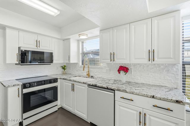 1177 Dominion Court, Port Orange, FL 32129