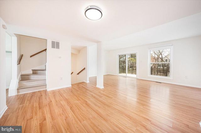 63 TIMBER ROCK RD, Gaithersburg, MD 20878