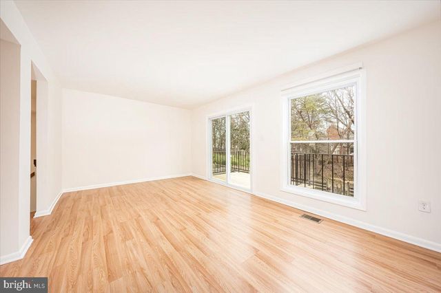 63 TIMBER ROCK RD, Gaithersburg, MD 20878