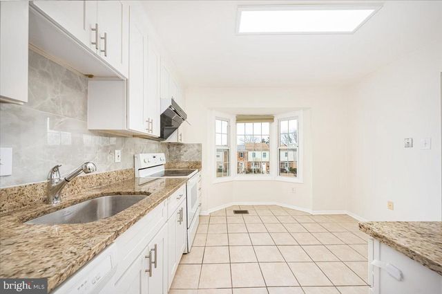 63 TIMBER ROCK RD, Gaithersburg, MD 20878