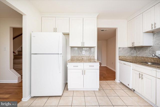 63 TIMBER ROCK RD, Gaithersburg, MD 20878