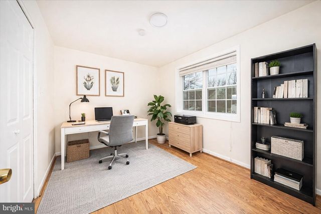 63 TIMBER ROCK RD, Gaithersburg, MD 20878