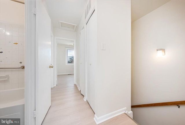 63 TIMBER ROCK RD, Gaithersburg, MD 20878