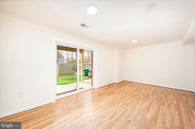 63 TIMBER ROCK RD, Gaithersburg, MD 20878