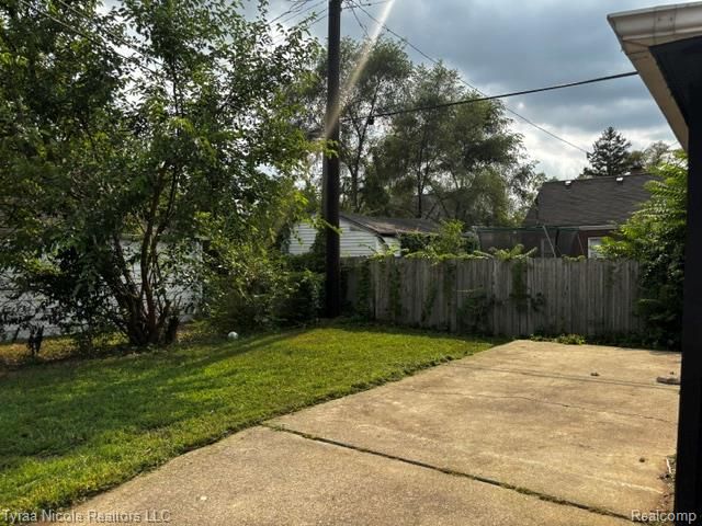 19717 Prairie Street, Detroit, MI 48221