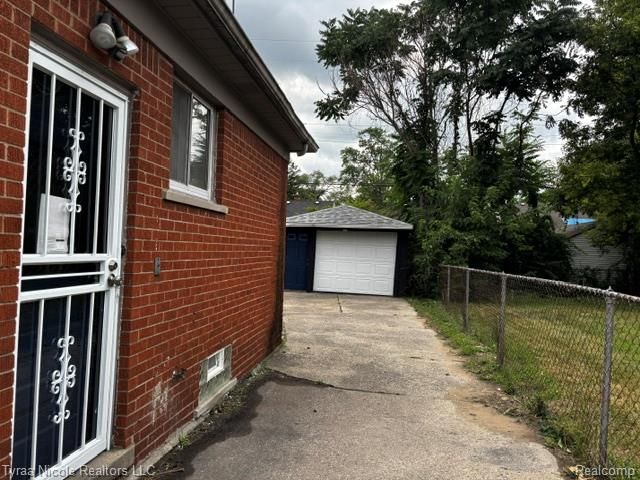 19717 Prairie Street, Detroit, MI 48221