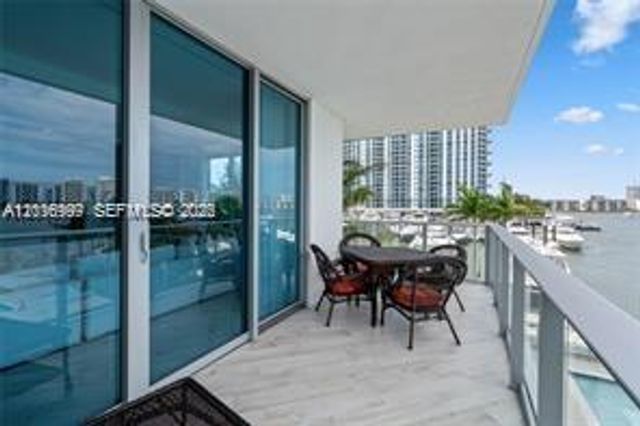 17111 Biscayne Blvd 209, North Miami Beach, FL 33160