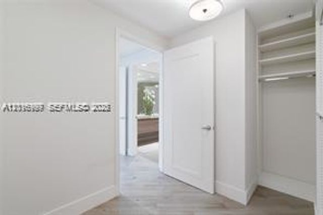 17111 Biscayne Blvd 209, North Miami Beach, FL 33160