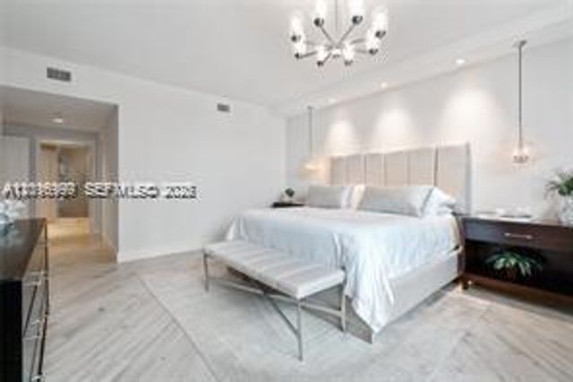 17111 Biscayne Blvd 209, North Miami Beach, FL 33160