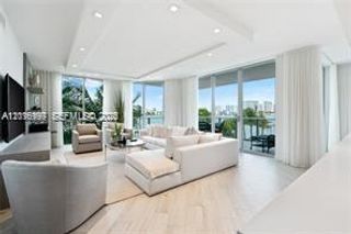 17111 Biscayne Blvd 209, North Miami Beach, FL 33160