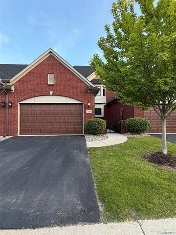 3604 Bay Harbor Drive 78, Brighton, MI 48114