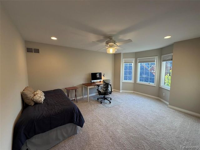 3604 Bay Harbor Drive 78, Brighton, MI 48114