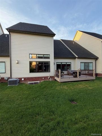 3604 Bay Harbor Drive 78, Brighton, MI 48114