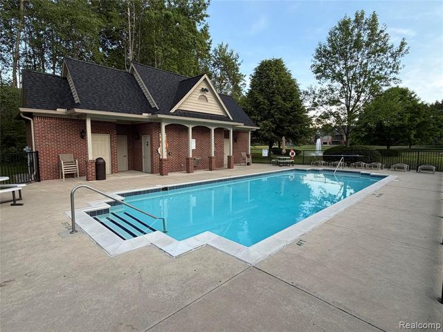 3604 Bay Harbor Drive 78, Brighton, MI 48114