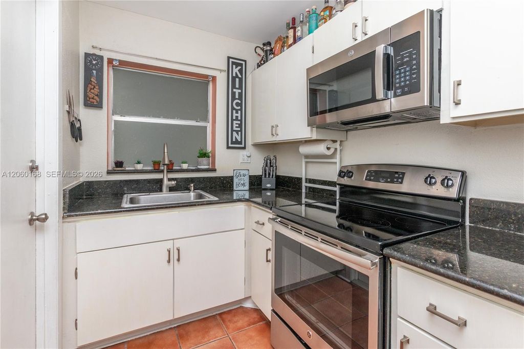 1425 Arthur Street 409B, Hollywood, FL 33020