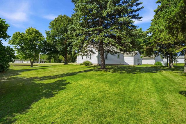 W6444 GREENVILLE DRIVE, Greenville, WI 54942