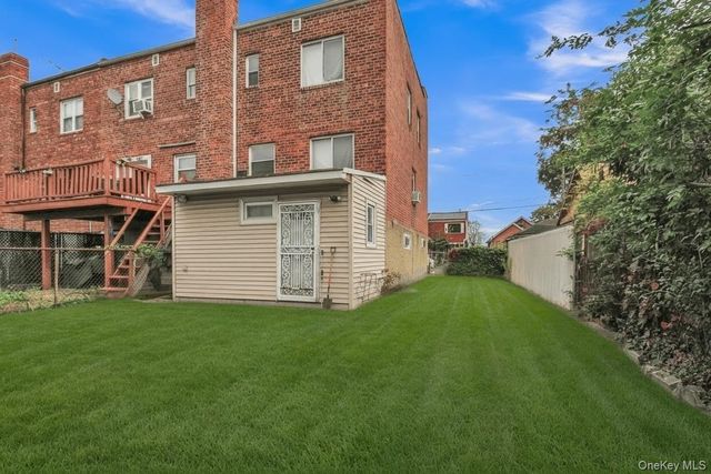 17911 Eveleth Road, Jamaica, NY 11434