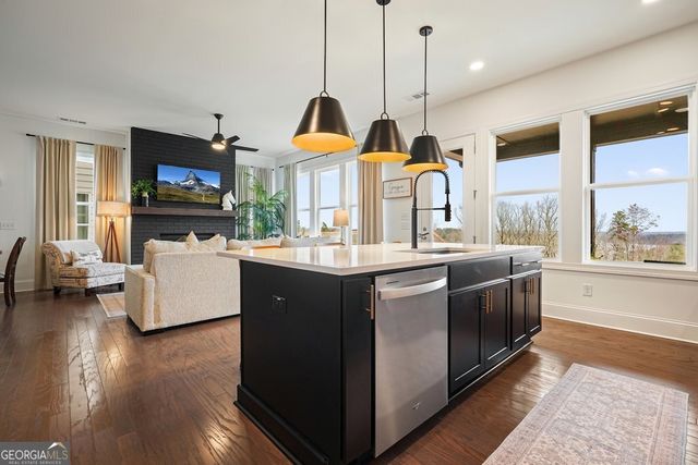 1046 Winding Branch Drive, Canton, GA 30114