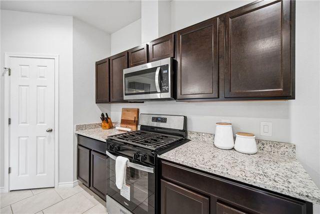 3950 Jayden Dr, Corpus Christi, TX 78410