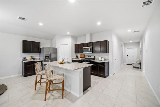 3950 Jayden Dr, Corpus Christi, TX 78410