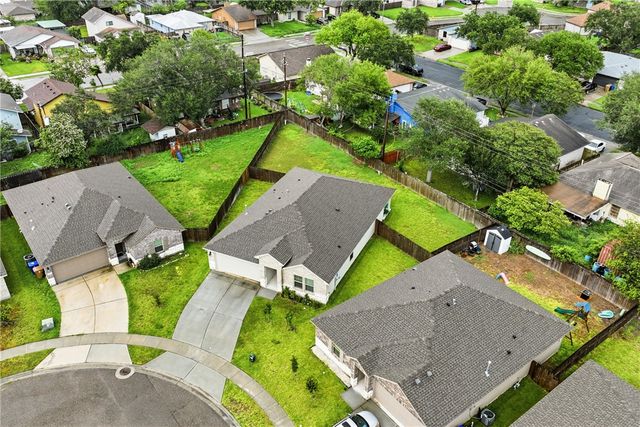 3950 Jayden Dr, Corpus Christi, TX 78410
