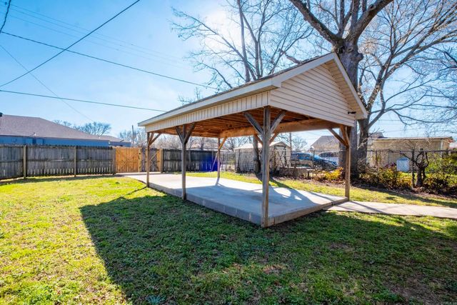 4009 W 11th Street, Little Rock, AR 72204