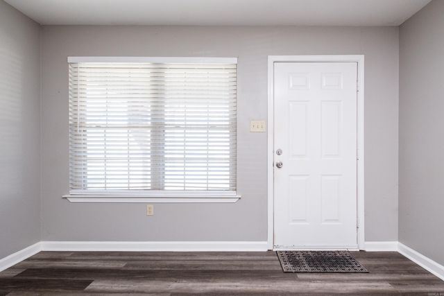 4009 W 11th Street, Little Rock, AR 72204