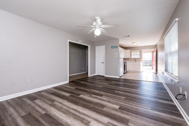 4009 W 11th Street, Little Rock, AR 72204