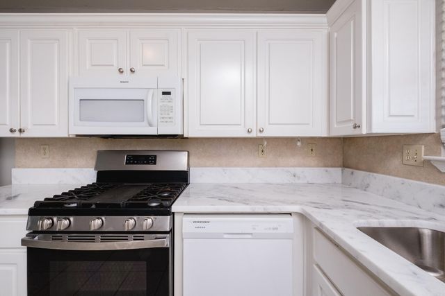 4009 W 11th Street, Little Rock, AR 72204