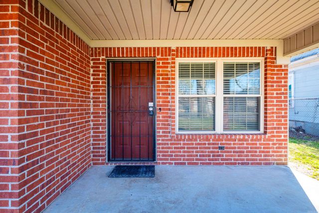 4009 W 11th Street, Little Rock, AR 72204