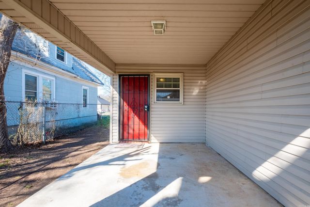 4009 W 11th Street, Little Rock, AR 72204