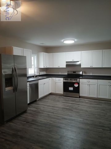 505 North Baker Street, Glennville, GA 30427