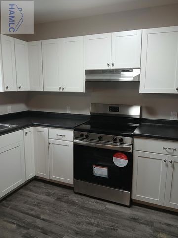 505 North Baker Street, Glennville, GA 30427