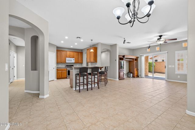 10639 W ALEX Avenue, Peoria, AZ 85382