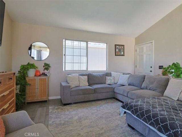 855 Crescent, Santa Maria, CA 93455