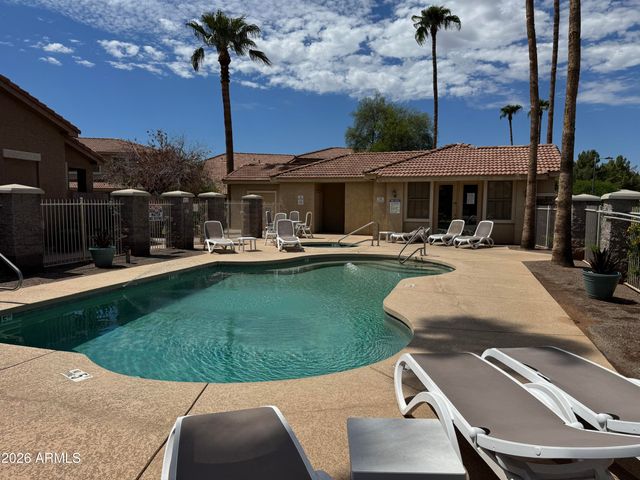 5415 E MCKELLIPS Road 5, Mesa, AZ 85215