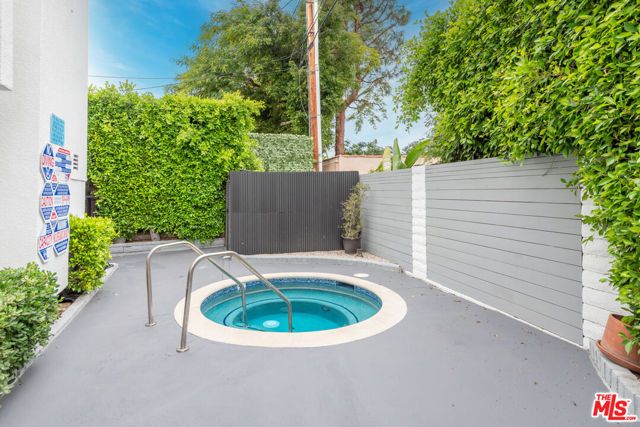 234 S Tower Drive 3, Beverly Hills, CA 90211