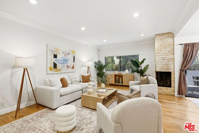 234 S Tower Drive 3, Beverly Hills, CA 90211