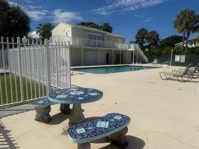 795 Crystal Lake Drive 795, Deerfield Beach, FL 33064