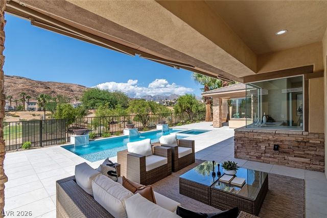2707 Turtle Head Peak Drive, Las Vegas, NV 89135
