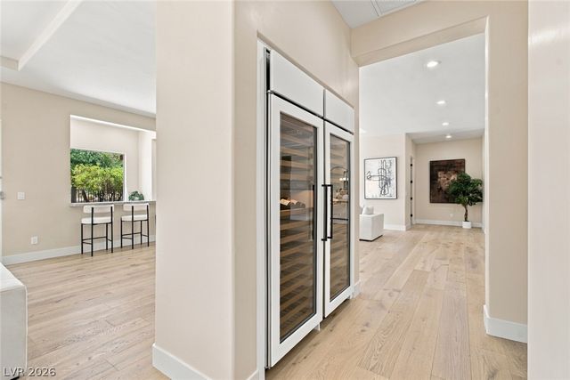 2707 Turtle Head Peak Drive, Las Vegas, NV 89135