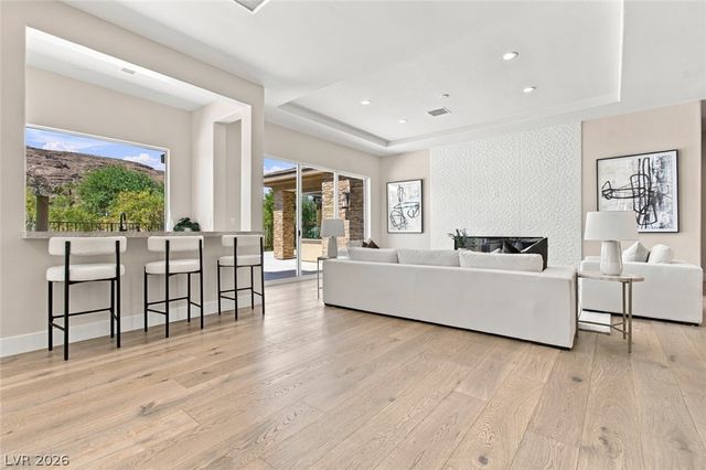 2707 Turtle Head Peak Drive, Las Vegas, NV 89135