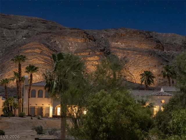 2707 Turtle Head Peak Drive, Las Vegas, NV 89135