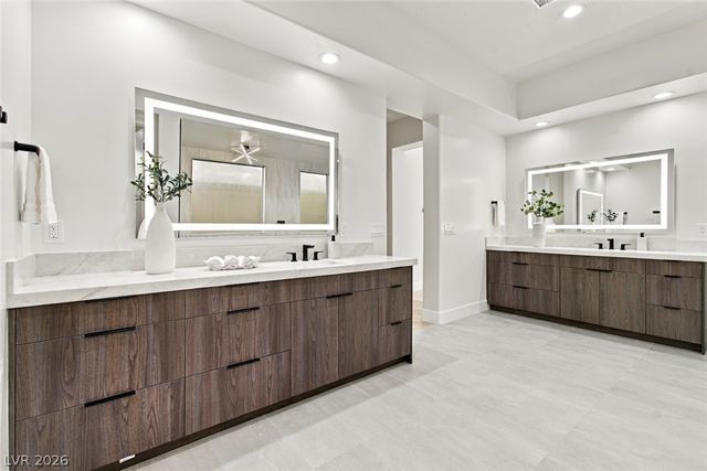 2707 Turtle Head Peak Drive, Las Vegas, NV 89135
