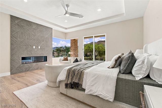 2707 Turtle Head Peak Drive, Las Vegas, NV 89135