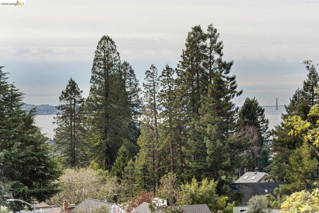 22 22 Windsor Ave, Kensington, CA 94708