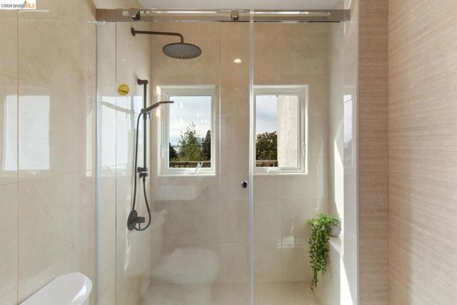 22 22 Windsor Ave, Kensington, CA 94708