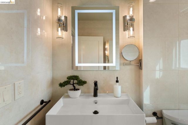 22 22 Windsor Ave, Kensington, CA 94708